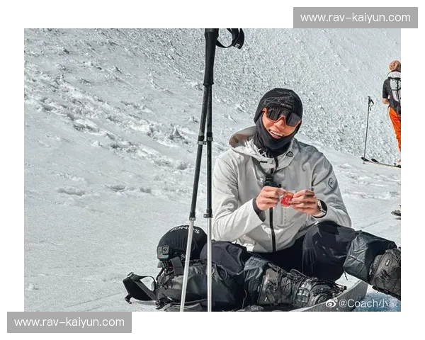 单板滑雪直播:跟着镜头,飞越雪线的每一刻